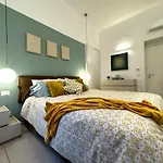 Porta Nuova - Alpitour Free Parking & Netflix